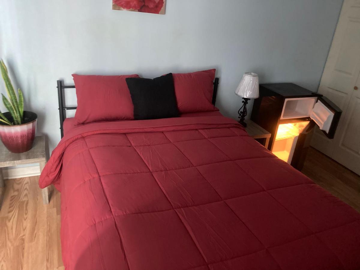 Irises House - Private Room In Home Кисими Екстериор снимка