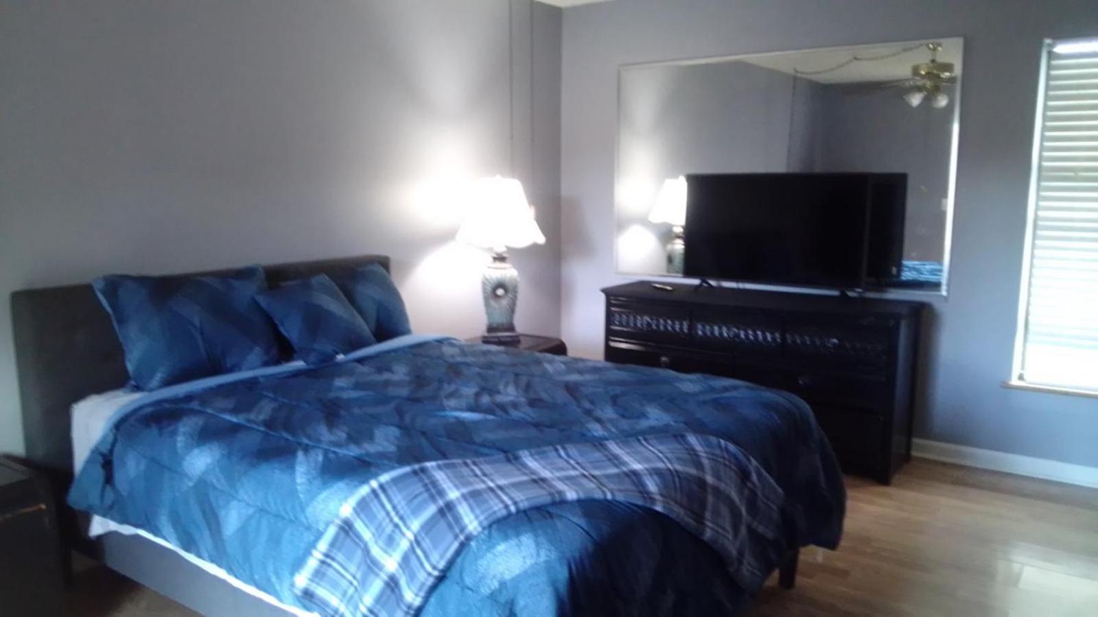 Irises House - Private Room In Home Кисими Екстериор снимка